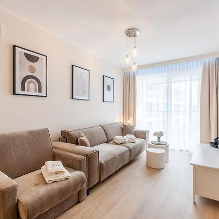 Laba Kolobrzeg Apartamenty Kasprowicza 20C Parking Basen Fitness Bawialnia W Cenie, Parkplatz Schwimmbad Fitness Spielzimmer Im Preis Luaran gambar