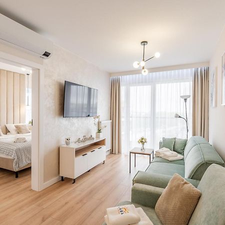 Laba Kolobrzeg Apartamenty Kasprowicza 20C Parking Basen Fitness Bawialnia W Cenie, Parkplatz Schwimmbad Fitness Spielzimmer Im Preis Luaran gambar