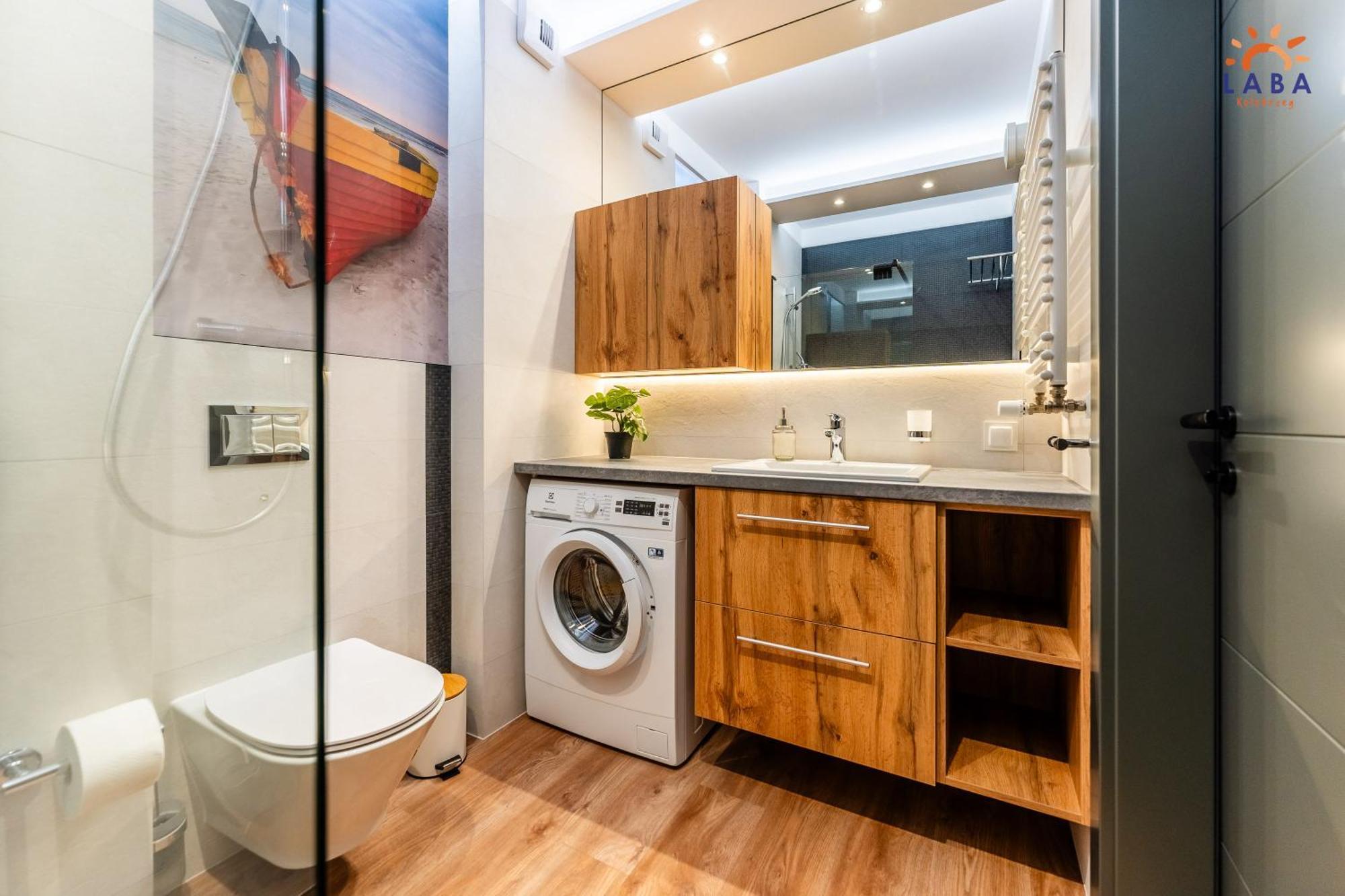 Laba Kolobrzeg Apartamenty Kasprowicza 20C Parking Basen Fitness Bawialnia W Cenie, Parkplatz Schwimmbad Fitness Spielzimmer Im Preis Luaran gambar