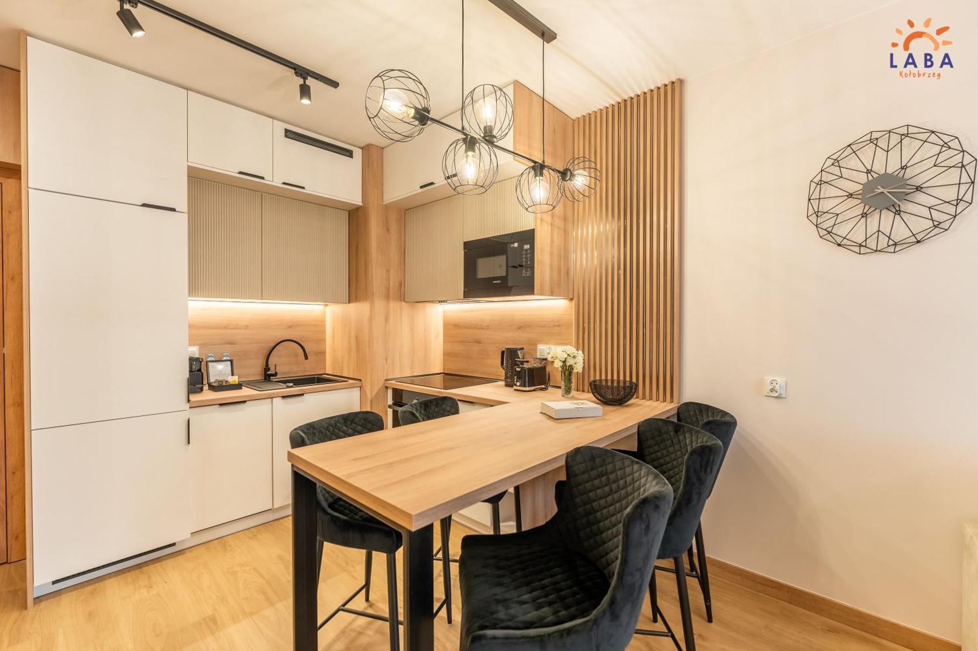 Laba Kolobrzeg Apartamenty Kasprowicza 20C Parking Basen Fitness Bawialnia W Cenie, Parkplatz Schwimmbad Fitness Spielzimmer Im Preis Luaran gambar