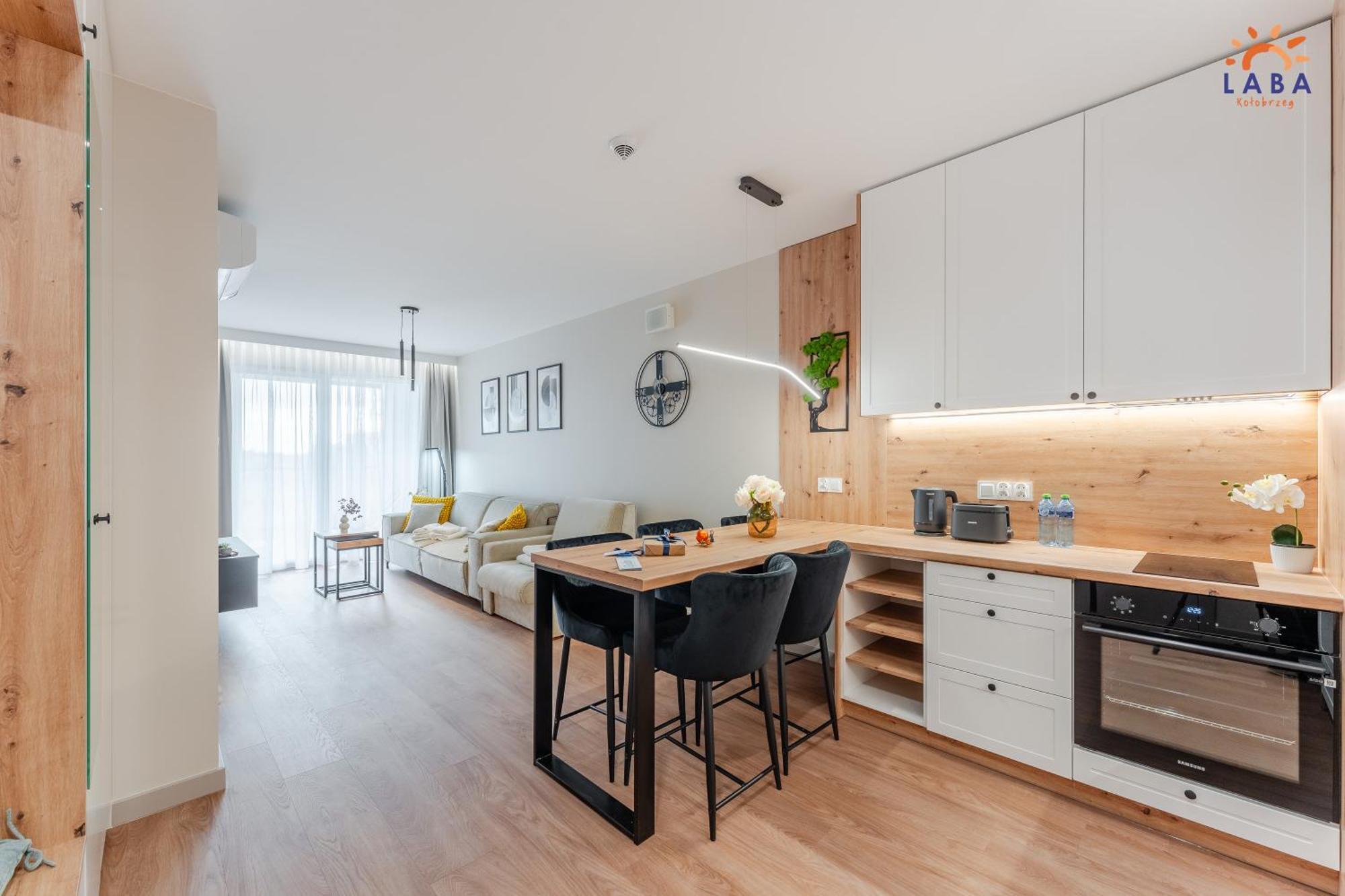 Laba Kolobrzeg Apartamenty Kasprowicza 20C Parking Basen Fitness Bawialnia W Cenie, Parkplatz Schwimmbad Fitness Spielzimmer Im Preis Luaran gambar